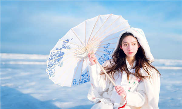 嘉鱼试管代怀生子多少钱一个？助孕之路的费用分析与方案选择